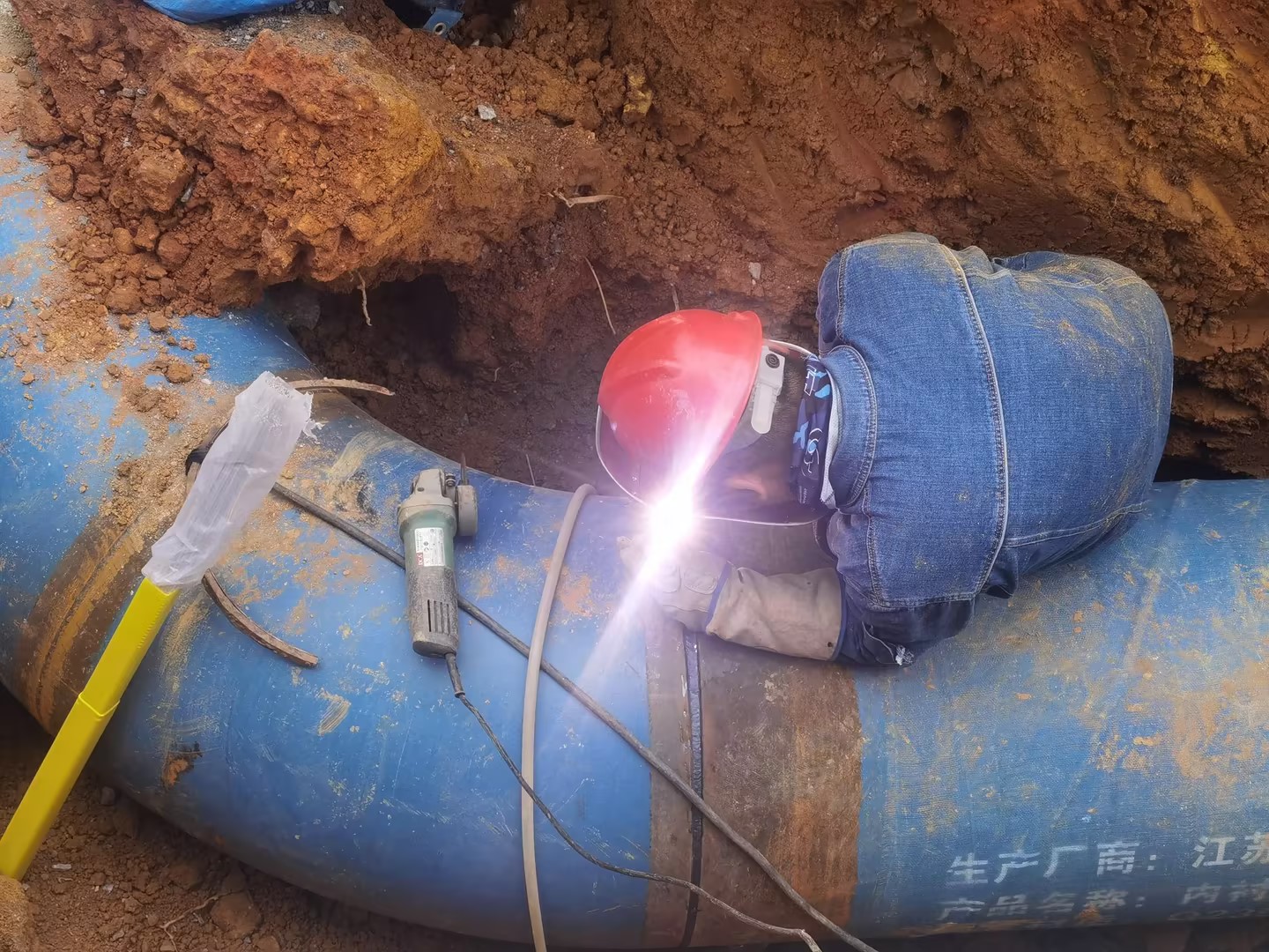 8fc0fa8d3d03a51f0fcfa94eca948c8d